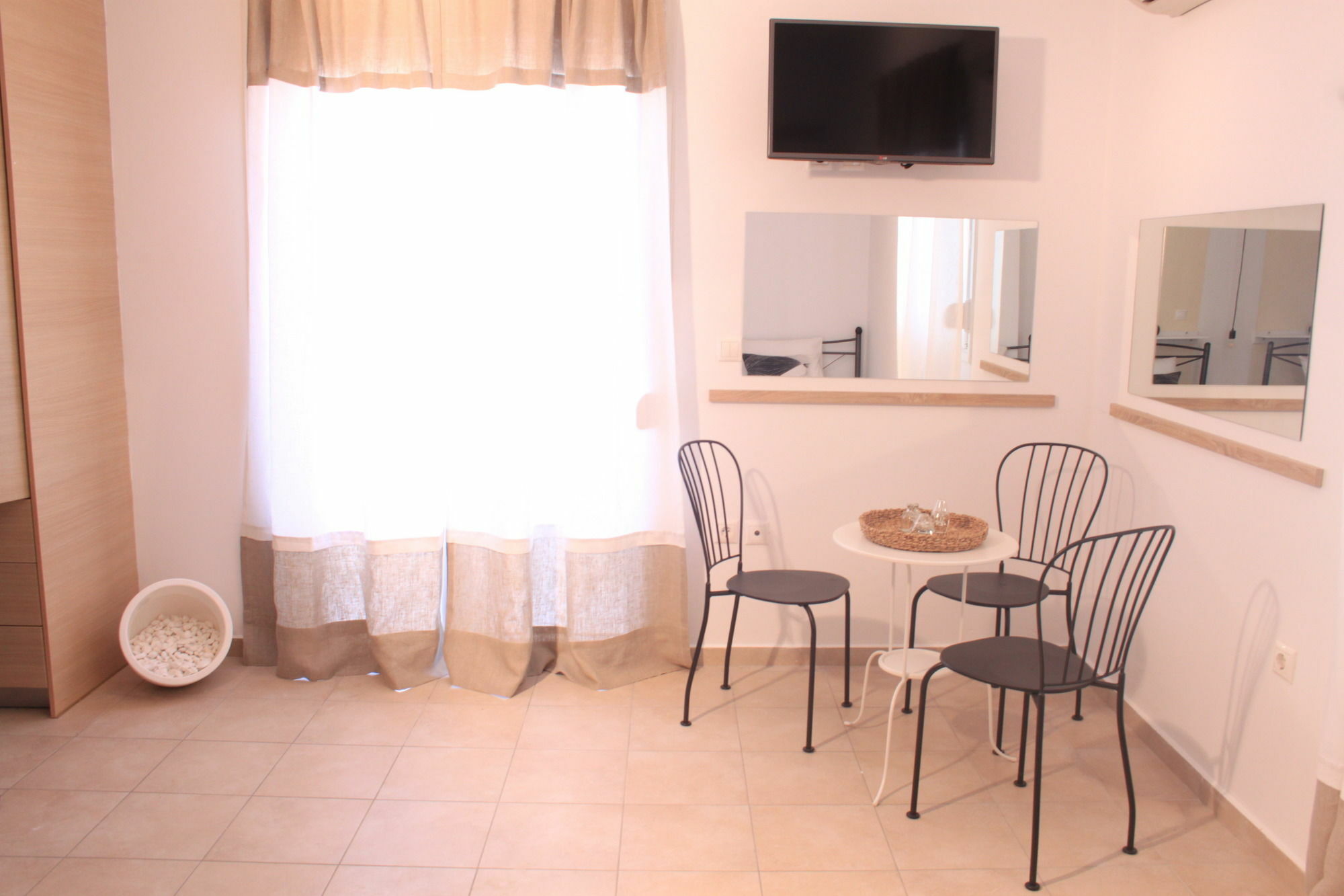 Krinis Apartments Rhodes City Bagian luar foto