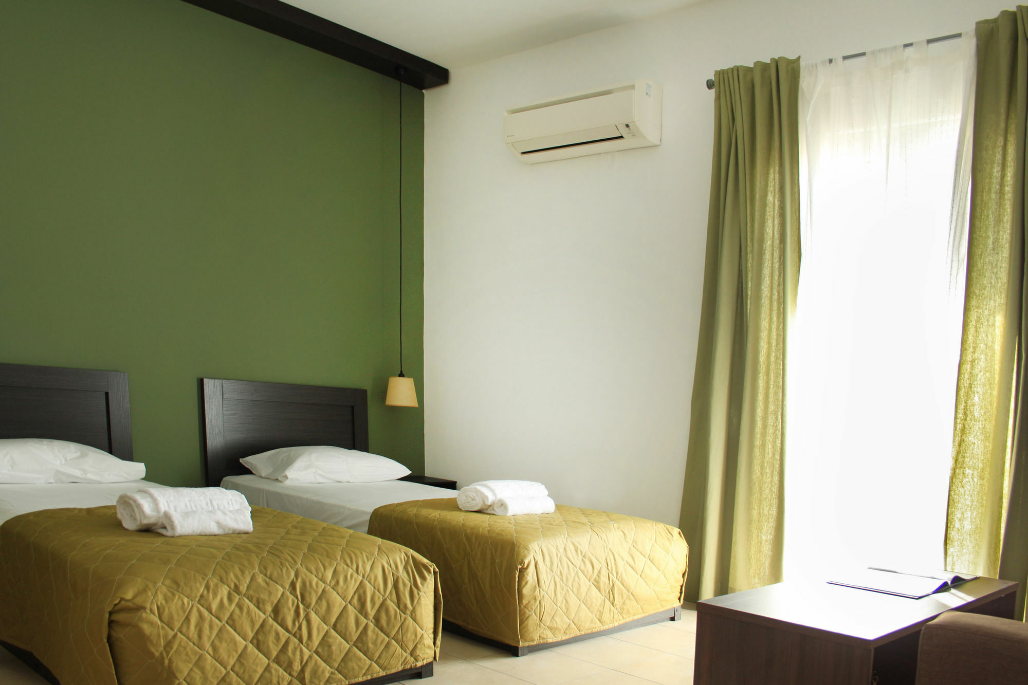 Krinis Apartments Rhodes City Bagian luar foto